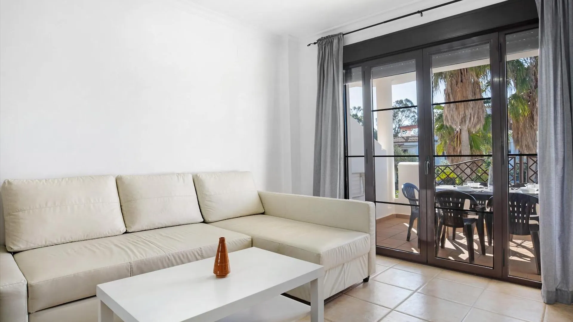 Apartamento Coto 110 En Chiclana Chiclana de la Frontera Spain